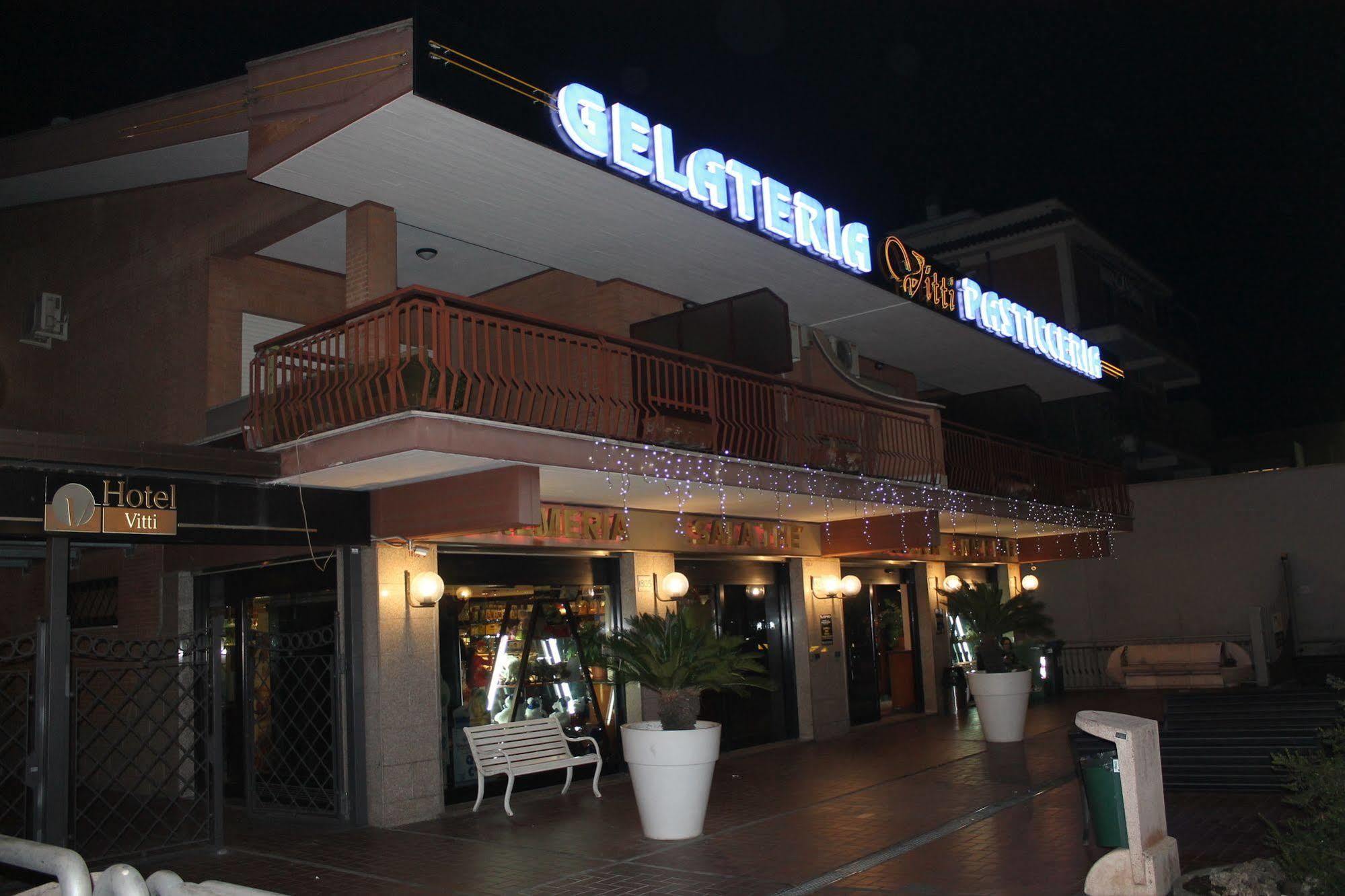 Hotel Vitti โรม ภายนอก รูปภาพ